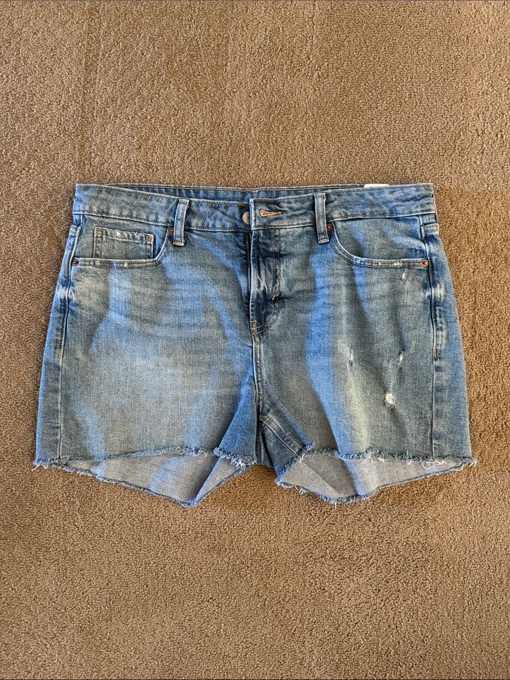 Old Navy OG straight high-rise Frayed Hem Denim Shorts - Light Blue Wash